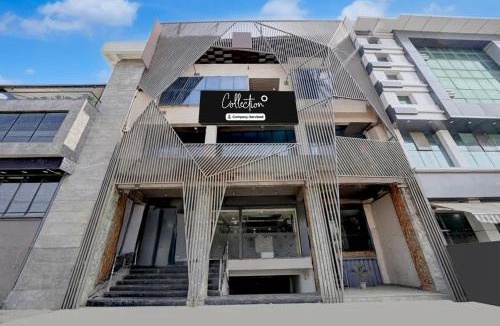 Bhopal Hotel | Collection O Shahpura Lakeview Formerly Hotel Royal Villa