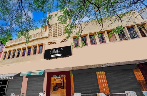 Taj Ganj House | Collection O Tajganj West Gate