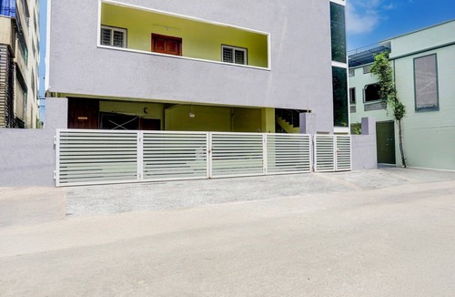 Tirupati House | Collection O Tirupati Railway Junction