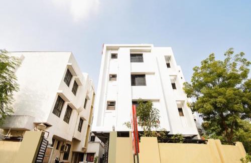 Nagpur Hotel | Collection O White House Regency