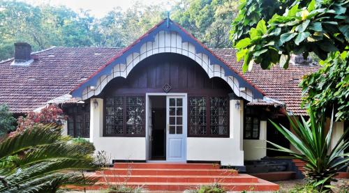 Horur Hotel | Colonial canopy