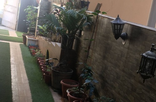 Kukatpalli House | Comfort 2BHK Air conditioned stay at Hitech City