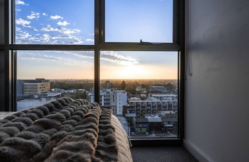 Adelaide Central Business District Apartment | Comfort city view apartment Central Adelaide