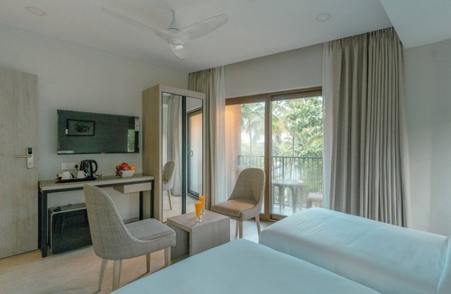 Corlim Hotel | Comfort Inn Elite Goa
