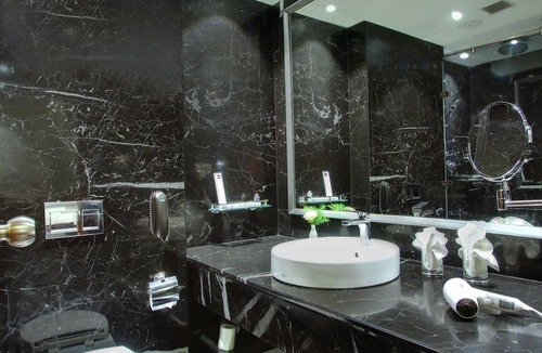 Yeshwanthpur Hotel | Comfort Inn Insys