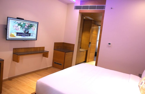 Kaikalur Hotel | Comfort Inn Kaikaluru