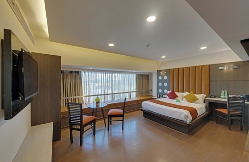 Marol Hotel | Comfort Inn Metropolis