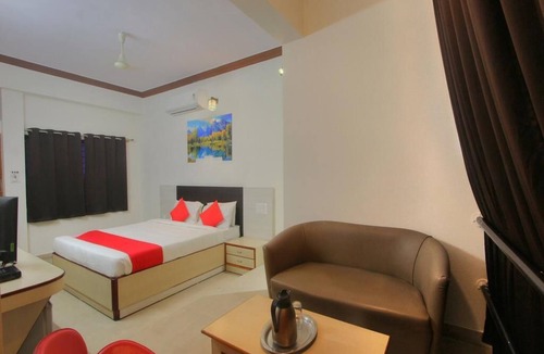 Bengaluru Hotel | Comfortable Interior Ambience Place stay/Bangalore