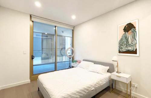 Sydney Olympic Park Apartment | Comfortable Living - NO PARTIES- 3 Bedroom sleeps 6, parking, pool, other amenities - Near Showgrounds