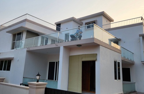 Wilson Garden House | Comfortable "Om Yoga" Homestay Villa and nature getaway
