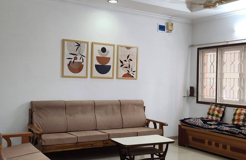 Vadodara Apartment | Comfy Homestay at Prime Location — everything within 5 miles