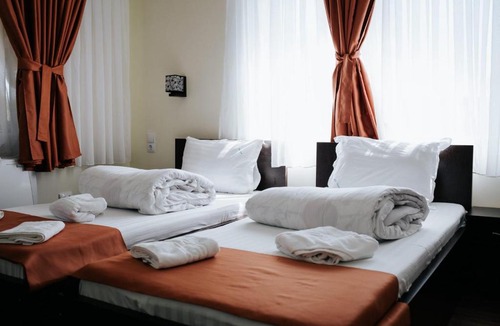 Suatu Hotel | Complex Turistic Suatu
