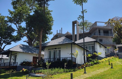 Kushalnagar Villa | Coorg Tiger Eye Backwater Resort