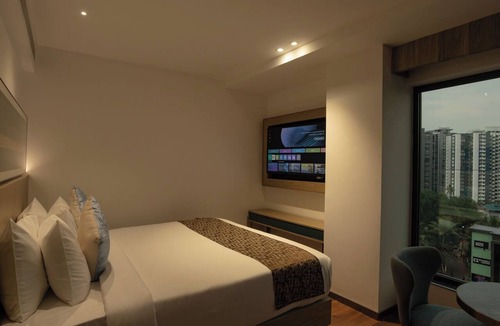 Kakkanad Hotel | Coral Reef
