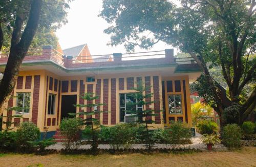 Dhikuli House | Corbett Bungalow Stay- Private Garden Stay Near Jim Corbett