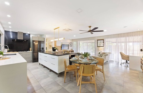 Cornubia House | Cornubia Luxury Nature Haven- Family & Pet friendly & wheelchair-friendly