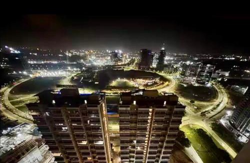 Gandhinagar Apartment | Corporate Skyline Tower 2BHK with AC, WIFI, Pool, Gym by Imperia Stays