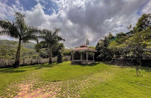 Paud Villa | CosmicStays Lilac Villa Luxury Villa