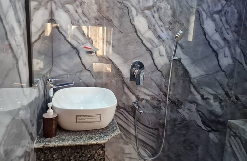 Raja Bazar Apartment | Cosy, Comfortable, safe stay at an affordable rate in Kolkata #2