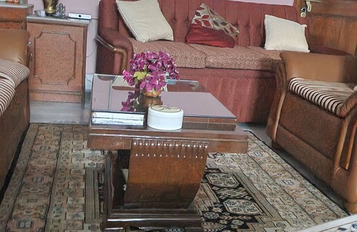 Raja Bazar Apartment | Cosy Comfortable safe stay at affordable price in Kolkata #1