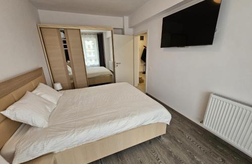 Constanta Apartment | Cosy Place Milano