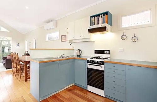 Richmond North House | Cosy quiet haven close to MCG, City, restaurants & public transport 5 mins away.