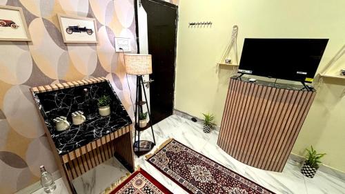 Kolkata Apartment | COSY Room A2 IN 4BHK
