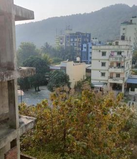 Phase 3 Bed & Breakfast | Cosy Room in Ranveer Studio