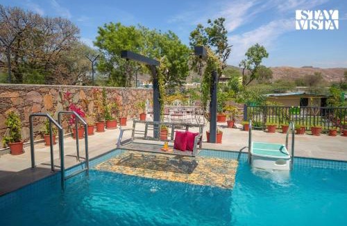 Bedla Villa | Cottage Rivera by VEO, StayVista - 3BHK with River View & Alfresco Dining