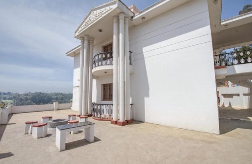 Kandal House | Cottage with Wi-Fi in Ooty, by GuestHouser 42943