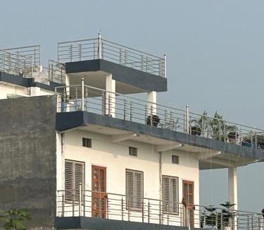 Chakia House | Countryside Comfort near CRPF Camp -Chakia Retreat
