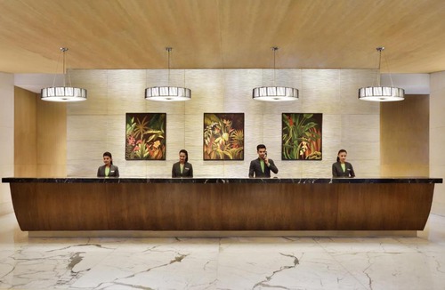 Teynampet Hotel | Courtyard by Marriott Chennai