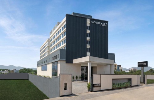 Tiruchanur Hotel | Courtyard By Marriott Tirupati