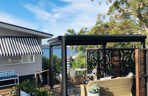 Carey Bay Apartment | Courtyard Pool Studio — Private Luxe Retreat.