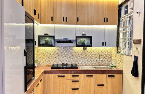 Dwarka Apartment | Cozy 1-bedroom apartment with WiFi, AC in pleasant Delhi