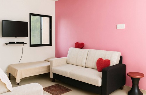 Chandrapur Apartment | Cozy 1-BHK Family Apartment On Highway Chandrapur with AC, Kitchen, 2 Balconies