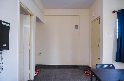 Agara Apartment | Cozy 1bhk 2km From Hosa Road Metro with lift 204