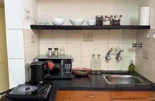 Stage 1 House | Cozy 1BHK - WFH ready with terrace in Indiranagar