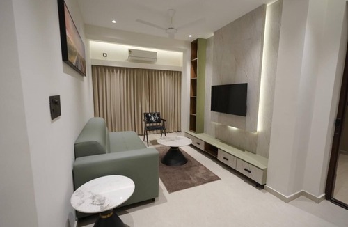 Mangalore Apartment | Cozy 2-bedroom apartment in pleasant Mangaluru with AC