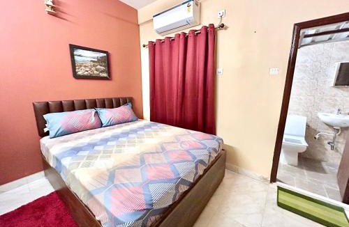 Kolkata Apartment | Cozy 2BHK Apt near Ruby Hospital & EM Bypass