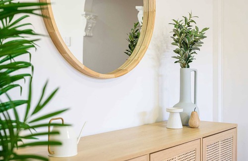 Balmain House | Cozy 5 BR Family Home in Balmain 4KM CBD