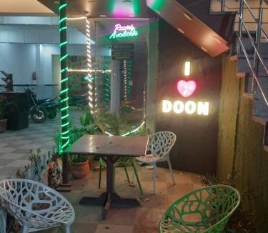 Dehradun Hostel | Cozy bunks z hostel