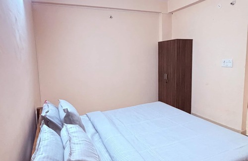 Bhojpur Hotel | Cozy Den Hotel