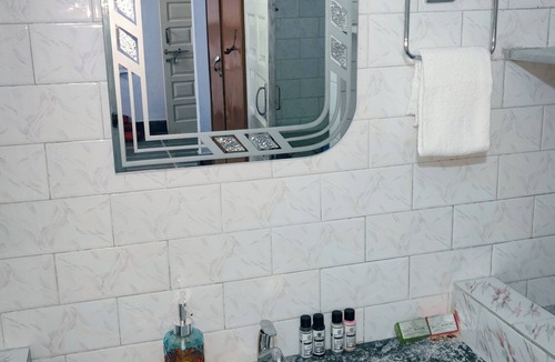 Udaipur Villa | Cozy Family Haven: Spacious & Peaceful