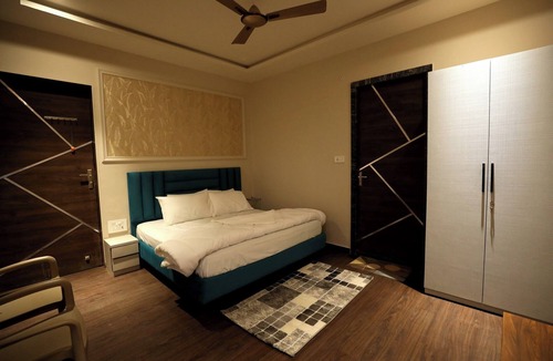 Pushkar House | Cozy farm stay 10min. away from pushkar city centre luxury farm stay. Chill out!