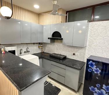East of Kailash Apartment | Cozy Independent 2BHK Flat- Jatinder's Residency