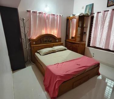 Poovar House | Cozy Nest