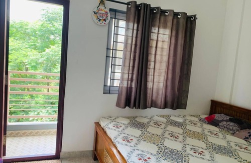 Agara Apartment | Cozy Stay at Sarjapur Dommasandra - Charming Vista