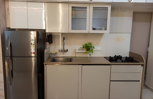 Thane West Apartment | Cozy Studio apartment in charming Thane with AC - Pickmyghar