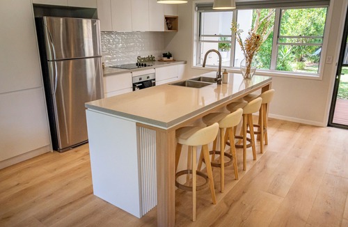 Shellharbour House | CozyDayz-Your next coastal stay 3-bedroom house in charming Shellharbour